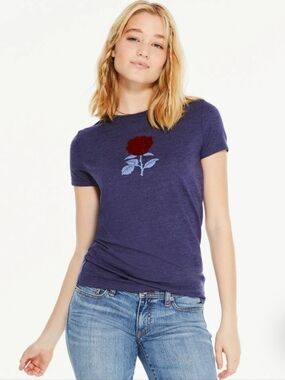 NWT Aeropostale Blue Tee with Flicked Red Velvet Rose Design ~size Medium